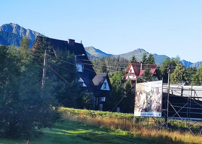 Wynajem Pokoi Goscinnych *